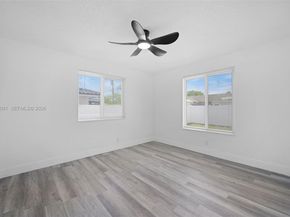 5580 Plunkett Street, Hollywood FL 33021