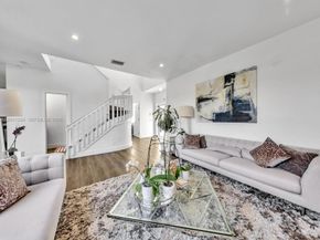 1042 Thistle Creek Court, Weston FL 33327
