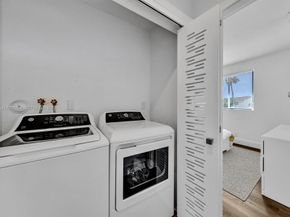 1042 Thistle Creek Court, Weston FL 33327