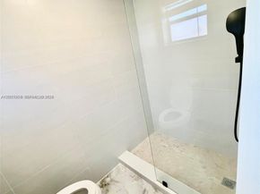 1649 NE 8th Avenue, Fort Lauderdale FL 33305