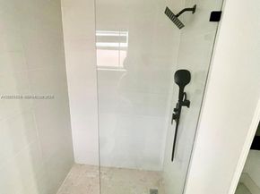 1649 NE 8th Avenue, Fort Lauderdale FL 33305