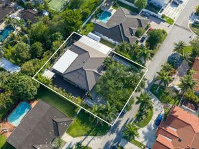 10570 SW 56th Terrace, Miami FL 33173