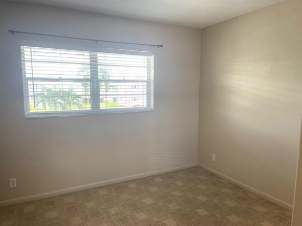 1117 Lake Terrace F210, Boynton Beach FL 33426