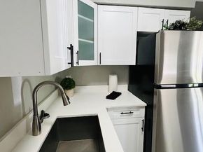 3041 NW 66th St, Miami FL 33147