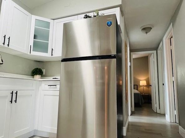 3041 NW 66th St, Miami FL 33147