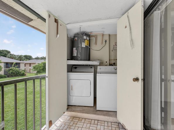 3939 NE 5th Avenue C203, Boca Raton FL 33431