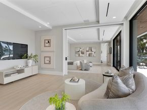 2880 NE 28th St, Fort Lauderdale FL 33306