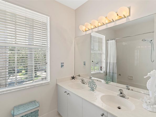 4622 SW 185th Ave, Miramar FL 33029