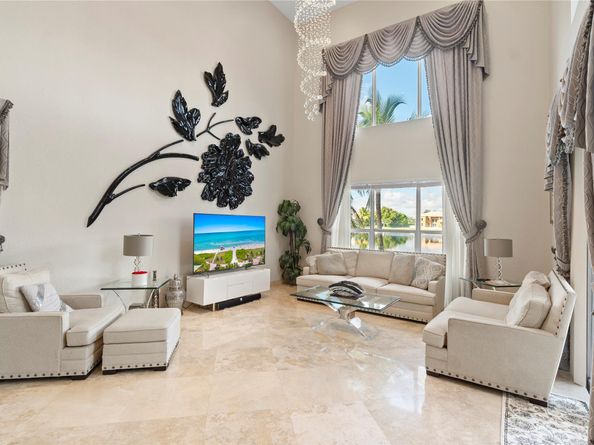 4622 SW 185th Ave, Miramar FL 33029