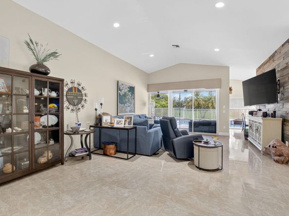 11270 Clover Leaf Circle, Boca Raton FL 33428