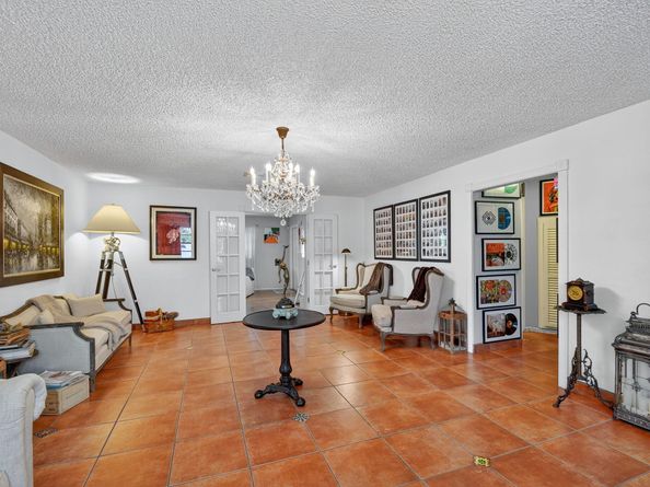 826 Snowden Drive, Lake Worth Beach FL 33461
