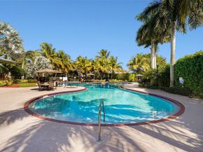 4122 NE 22nd St, Homestead FL 33033