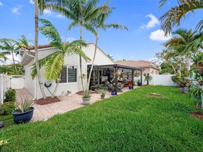 4122 NE 22nd St, Homestead FL 33033