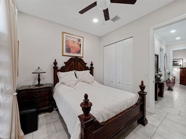 4122 NE 22nd St, Homestead FL 33033