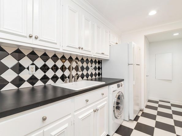369 S Lake Drive 2b, Palm Beach FL 33480