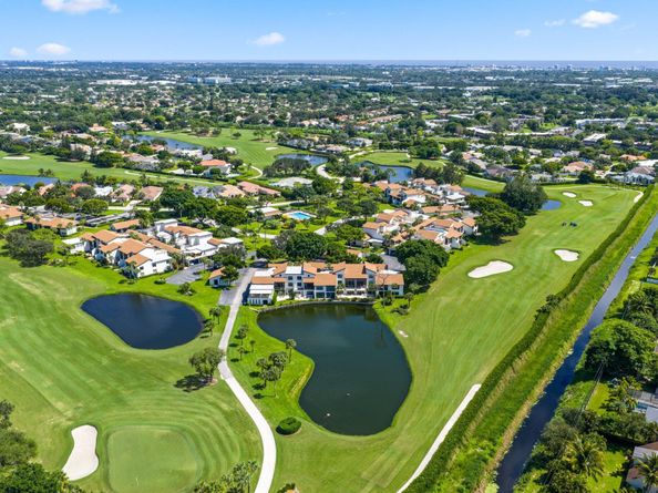 800 Greensward Court 203I, Delray Beach FL 33445