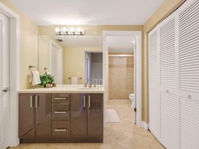 800 Greensward Court 203I, Delray Beach FL 33445