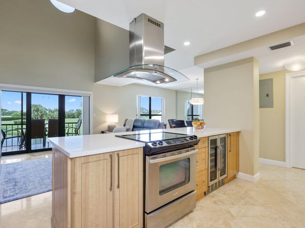 800 Greensward Court 203I, Delray Beach FL 33445