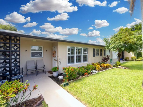 1012 Circle Terrace E B, Delray Beach FL 33445