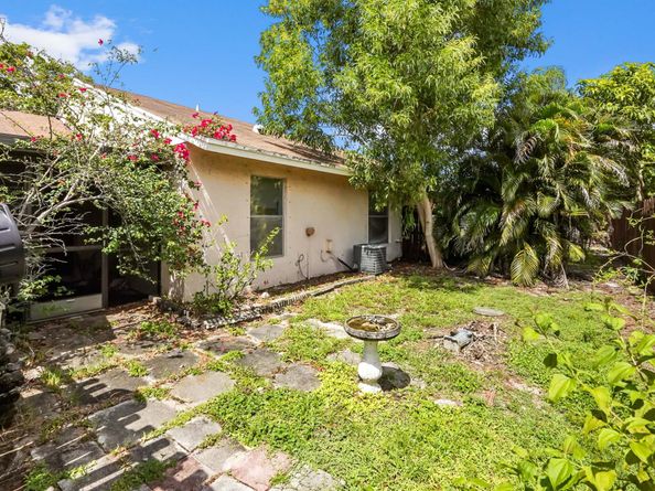 5714 Barnstead Circle, Lake Worth FL 33463
