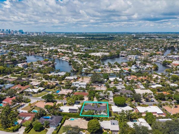 2516 NE 26th Ave, Fort Lauderdale FL 33305