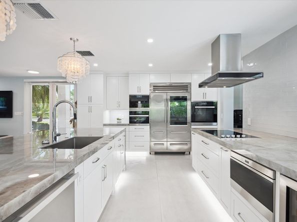 2516 NE 26th Ave, Fort Lauderdale FL 33305