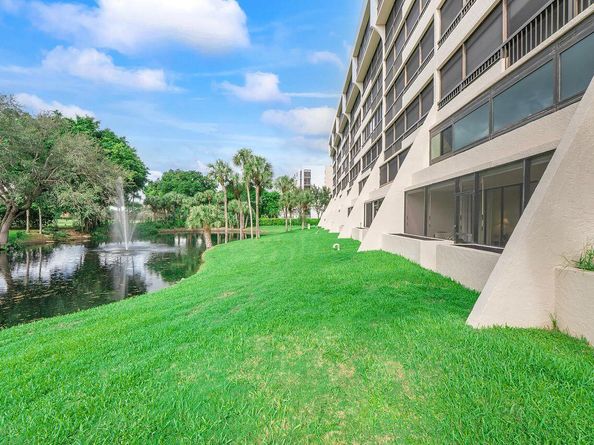 6620 Boca Del Mar Drive 102, Boca Raton FL 33433