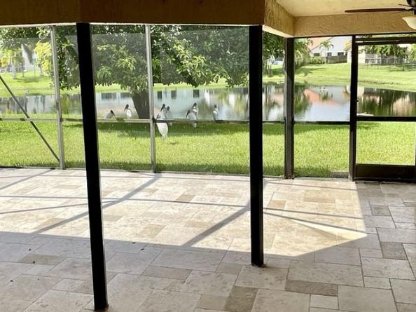 8975 Southern Orchard Rd, Davie FL 33328