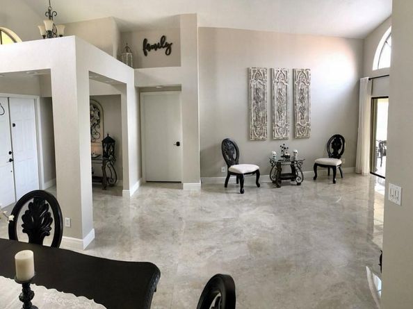 8975 Southern Orchard Rd, Davie FL 33328