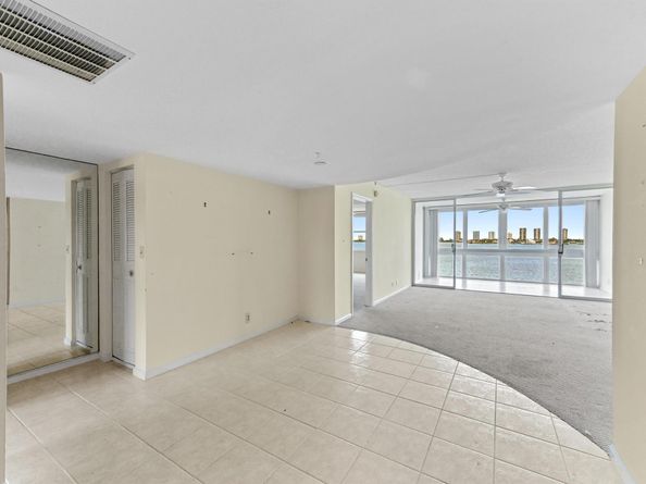 301 Lake Shore Drive 402, Lake Park FL 33403