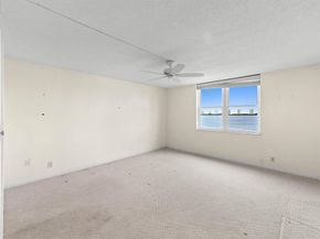 301 Lake Shore Drive 402, Lake Park FL 33403