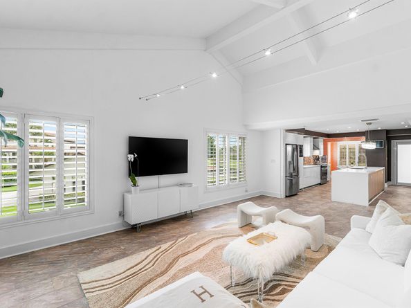 830 Greensward Court 214H, Delray Beach FL 33445