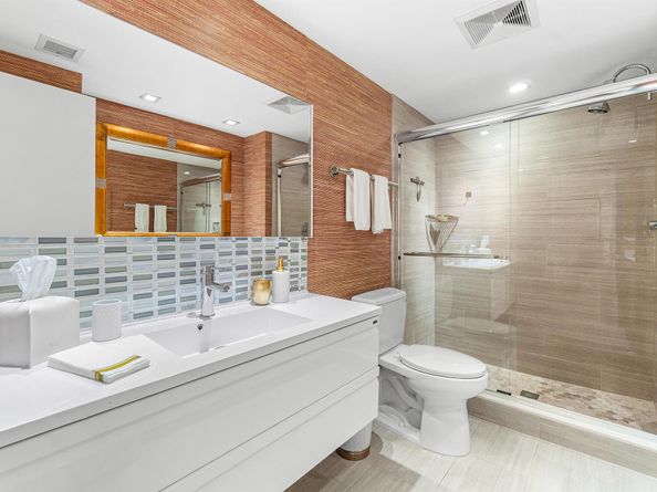 830 Greensward Court 214H, Delray Beach FL 33445