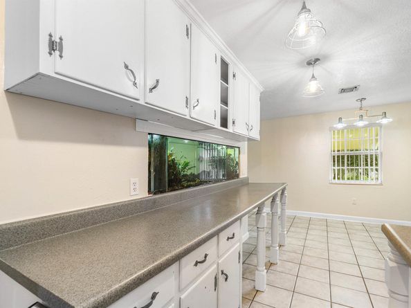 3607 Elizabeth Street, Palm Springs FL 33461