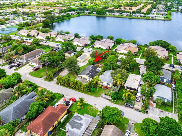 3607 Elizabeth Street, Palm Springs FL 33461