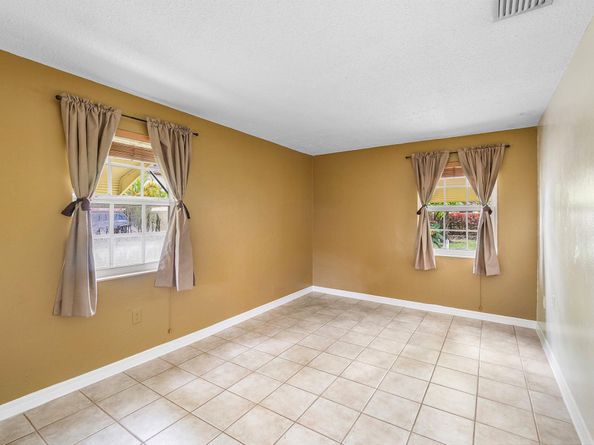 3607 Elizabeth Street, Palm Springs FL 33461