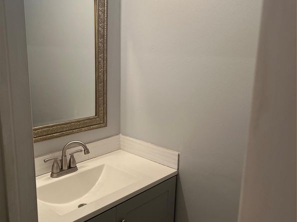 564 NW 113th Ter, Coral Springs FL 33071