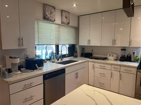 564 NW 113th Ter, Coral Springs FL 33071