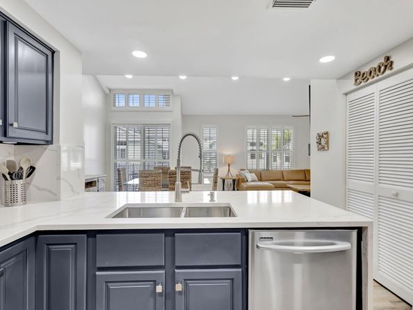 1501 Mizzenmast Way, Jupiter FL 33477