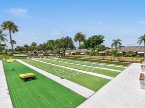 1097 Circle Terrace W C, Delray Beach FL 33445