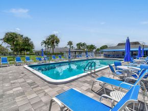 1097 Circle Terrace W C, Delray Beach FL 33445