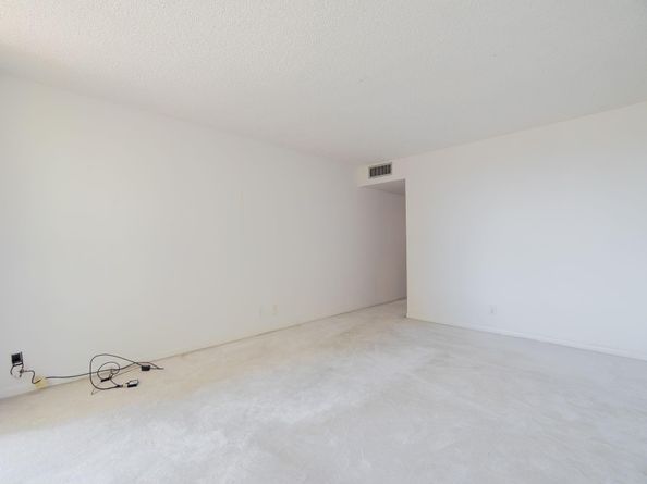 3581 S Ocean Blvd 2D, South Palm Beach FL 33480