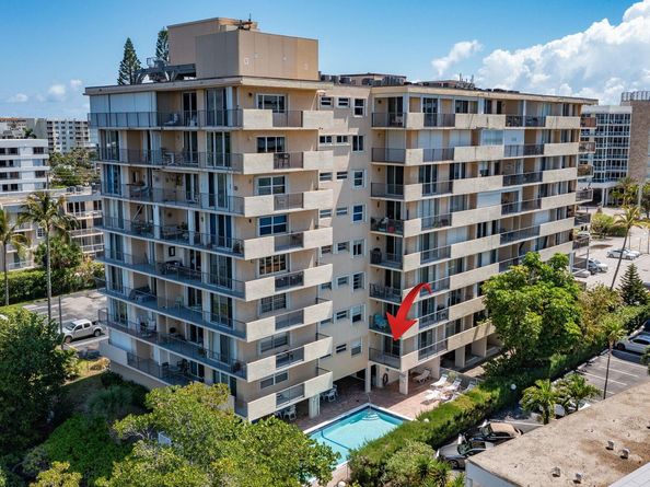 3581 S Ocean Blvd 2D, South Palm Beach FL 33480