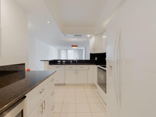 3581 S Ocean Blvd 2D, South Palm Beach FL 33480