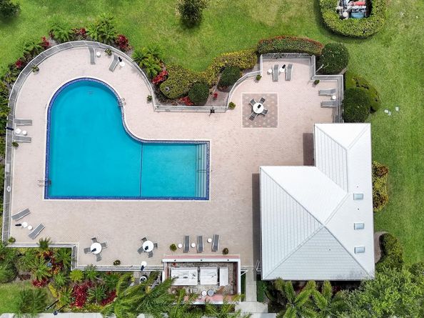 4220 Royal Oak Drive, Palm Beach Gardens FL 33410