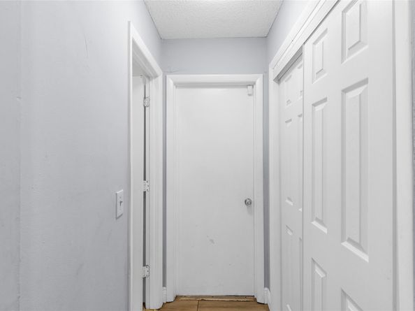 1060 NW 49th Ct, Deerfield Beach FL 33064