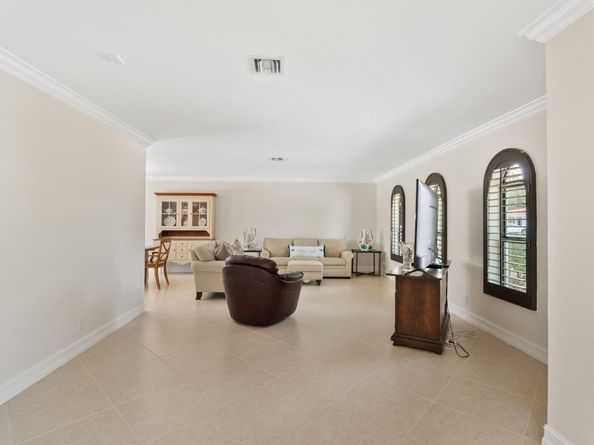 5570 NE 26 Ave, Fort Lauderdale FL 33308