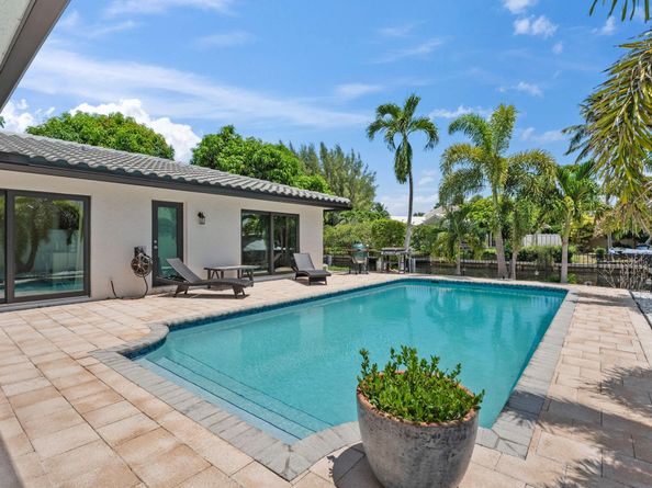 5570 NE 26 Ave, Fort Lauderdale FL 33308