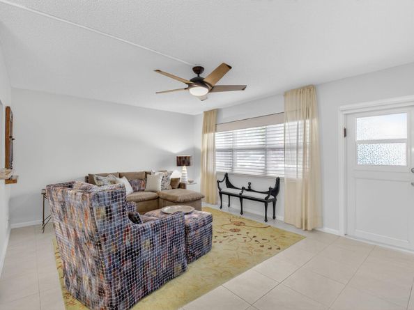 1037 Berkshire B, Deerfield Beach FL 33442