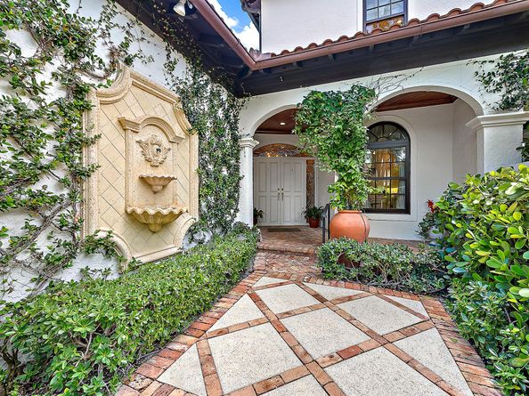 336 Australian Avenue E, Palm Beach FL 33480